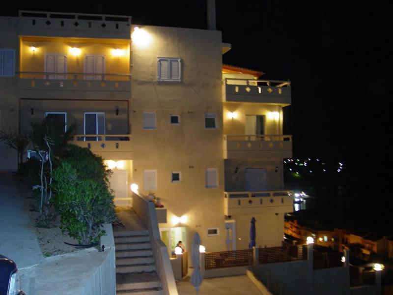 Eliza Apartments Rethymno  Ngoại thất bức ảnh